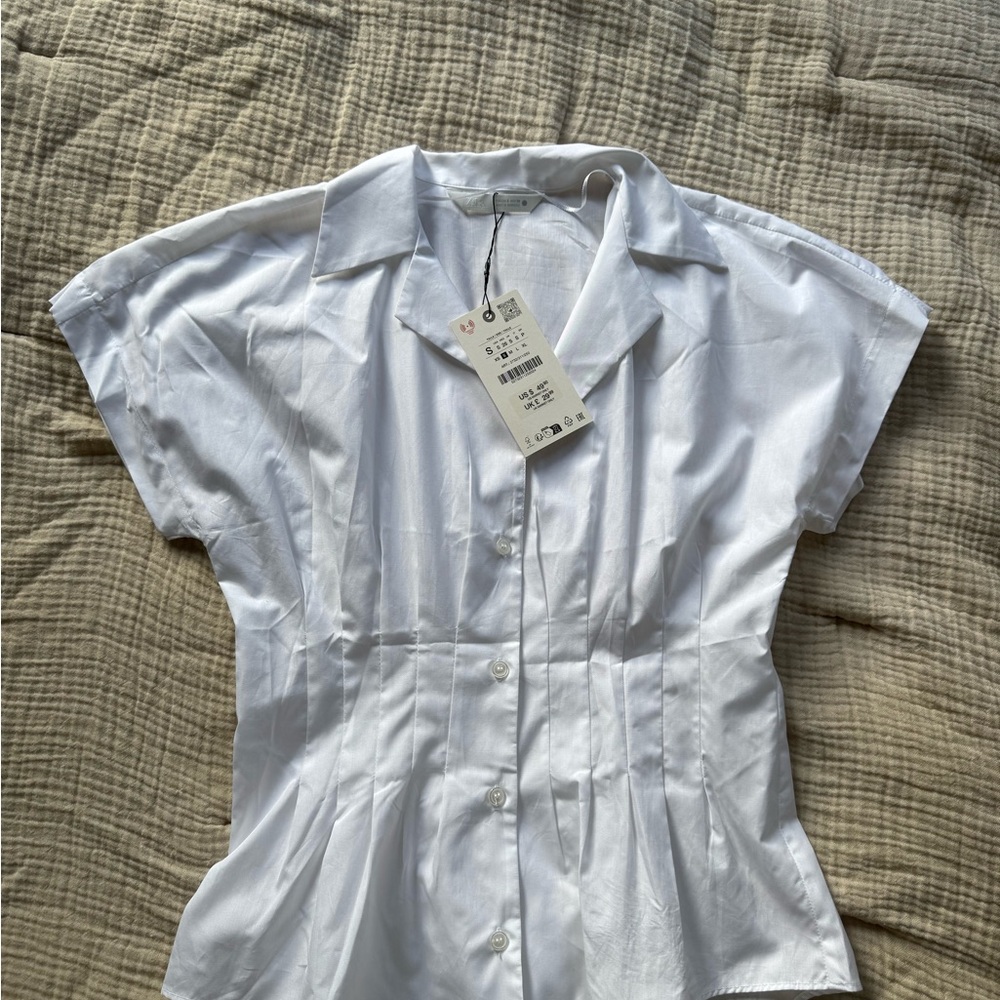 Zara White Button-Up Blouse